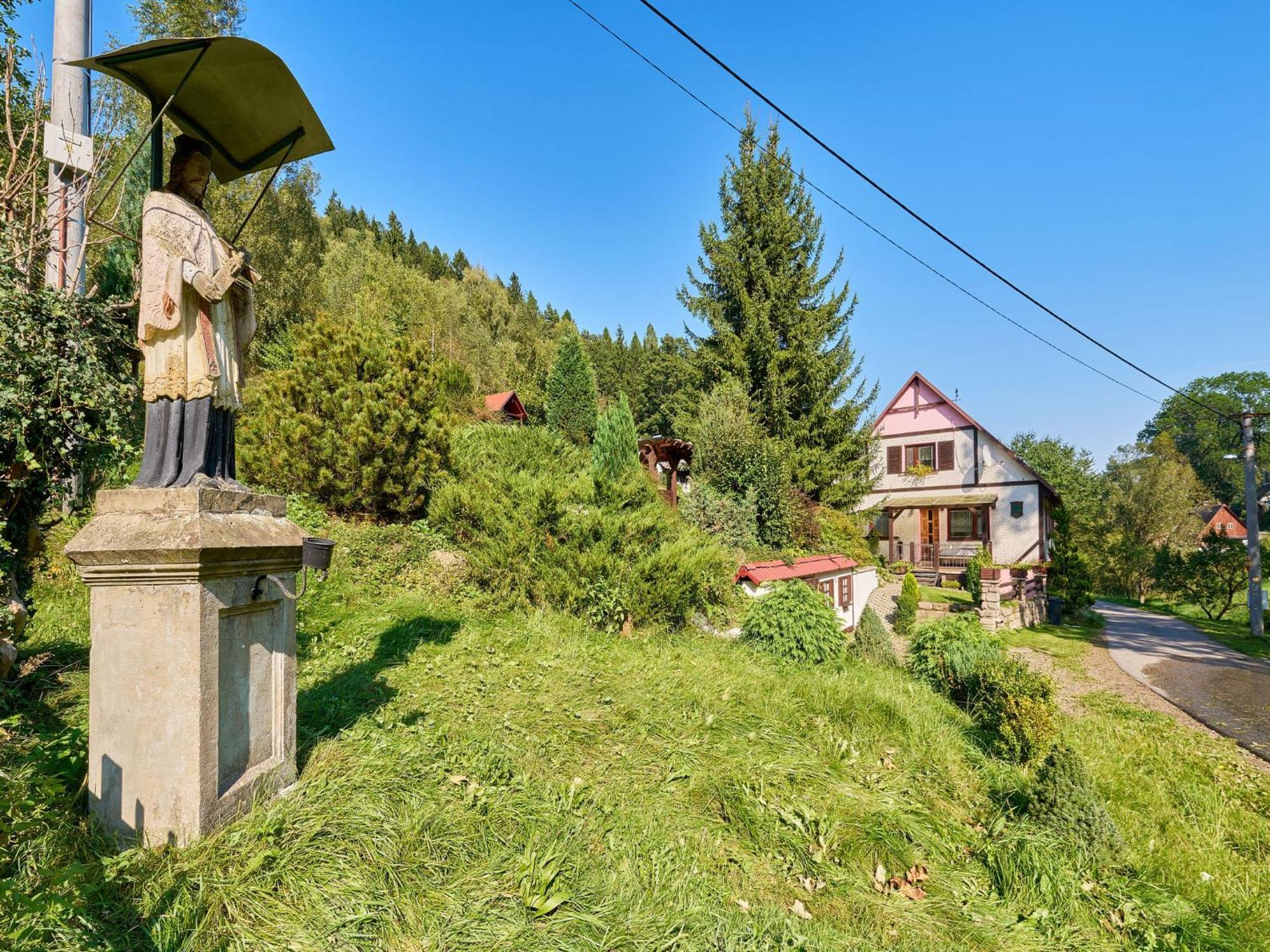 Studio Chlivce U Hronova-1 By Interhome Екстериор снимка