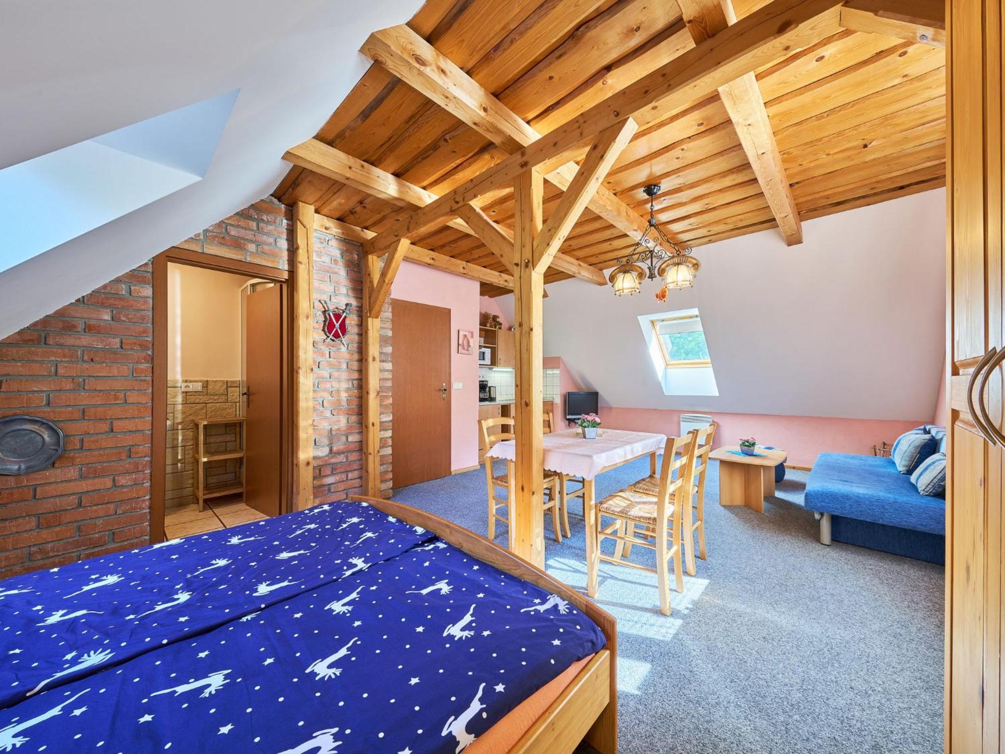 Studio Chlivce U Hronova-1 By Interhome Екстериор снимка
