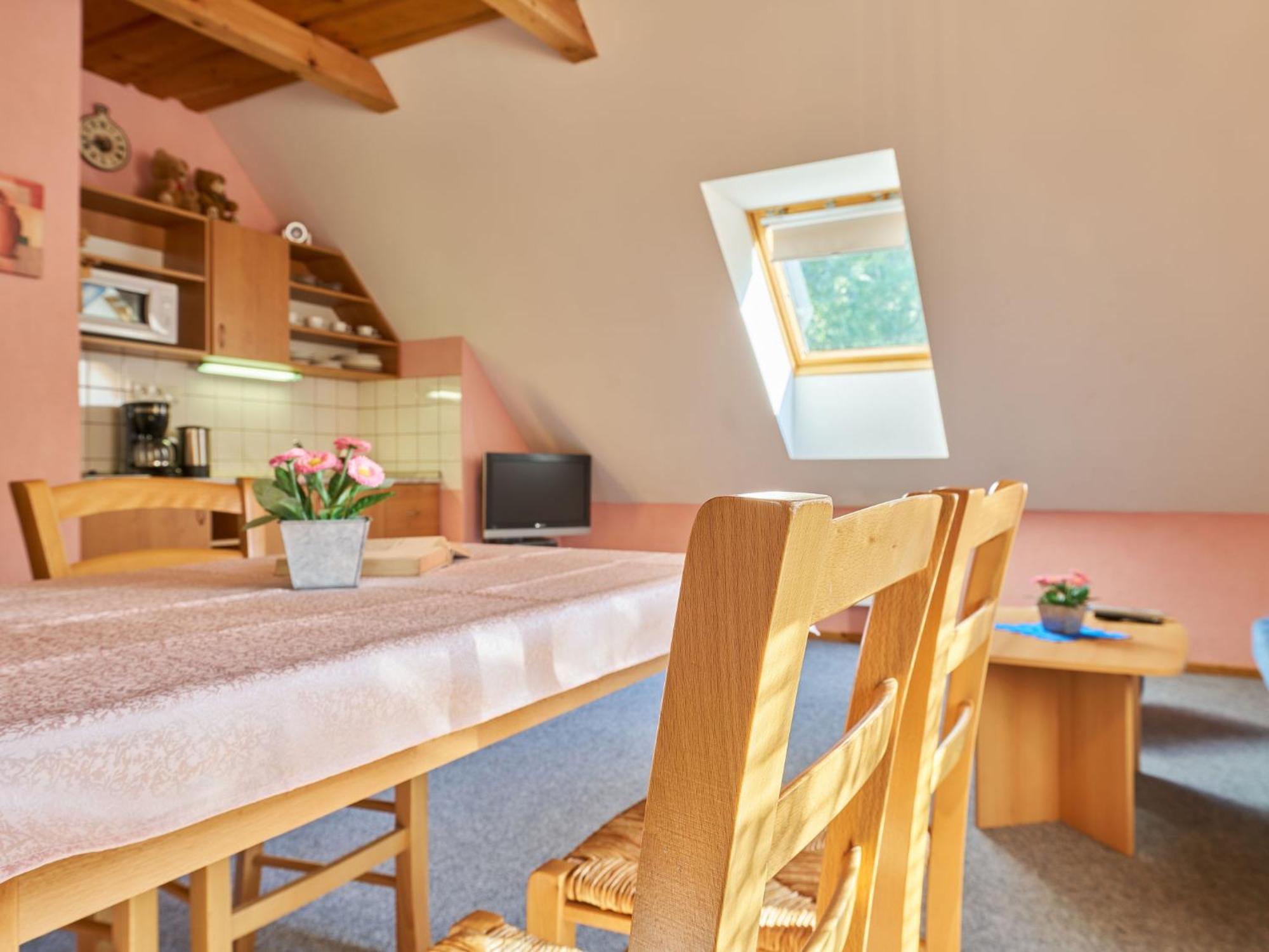 Studio Chlivce U Hronova-1 By Interhome Екстериор снимка